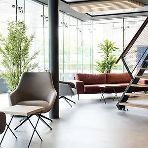 Executive Residency By Western Amsterdam Airport Hotel