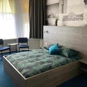 Hotel Poseidon, La Haya